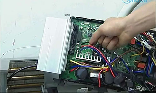 兰西美的空调电话是多少